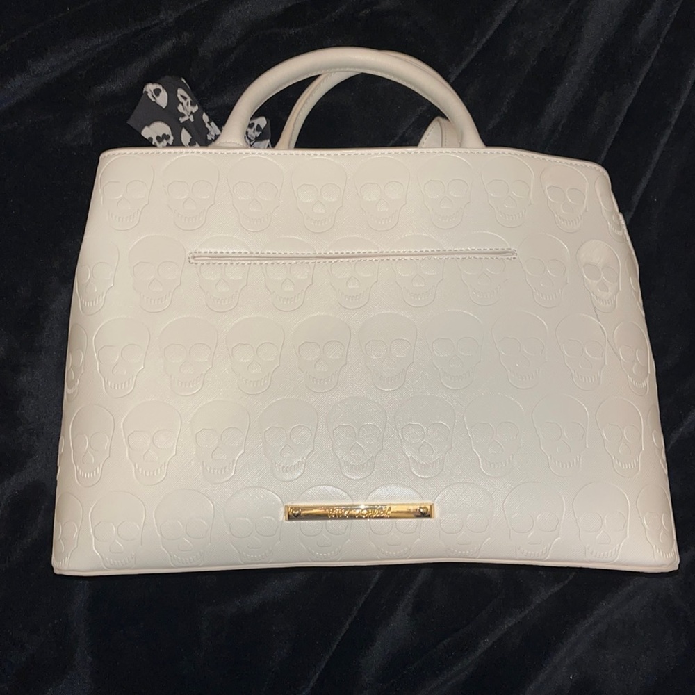 Betsy Johnson White Skull Purse